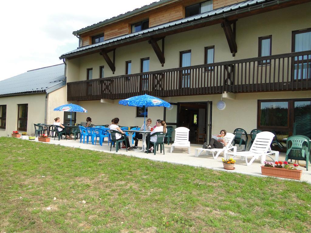 Village Vacances Passion Georges Moustaki Les Moussieres Exteriör bild